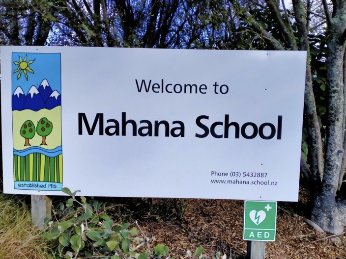 Mahana School
