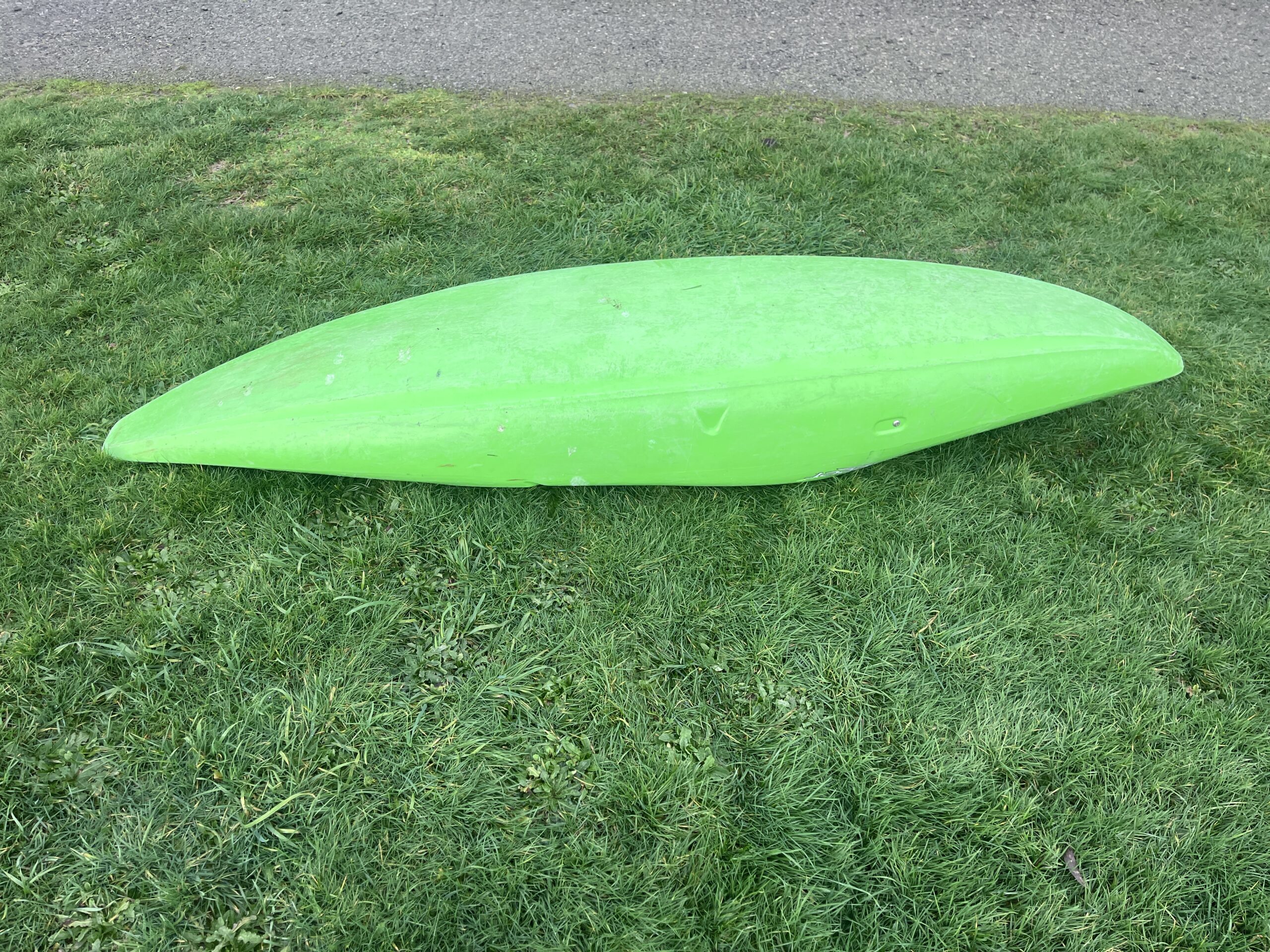 Used Dagger Axiom 9.0 Used Green - Image 3