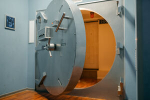 Bank Job Open Vault