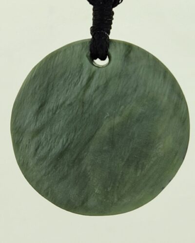 Iti Inanga Porowhita Pounamu – Small Jade Disc